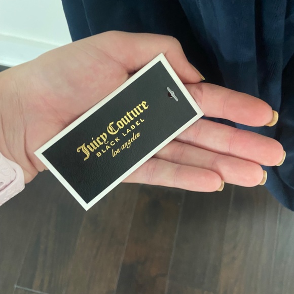 NWT JUICY COUTURE HOODIE - Picture 2 of 6